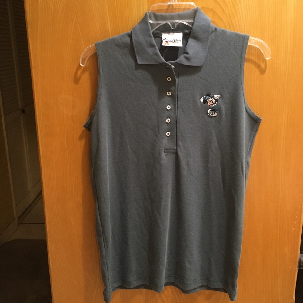 NWT Walt Disney World shirt, Minnie Mouse logo S